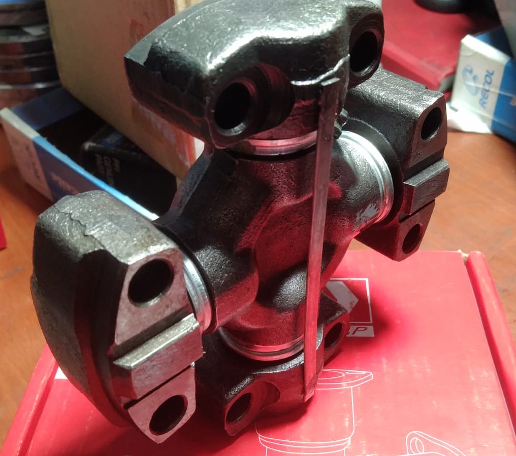 CRUCETA CARDAN G5-4143X 1084143X GMB