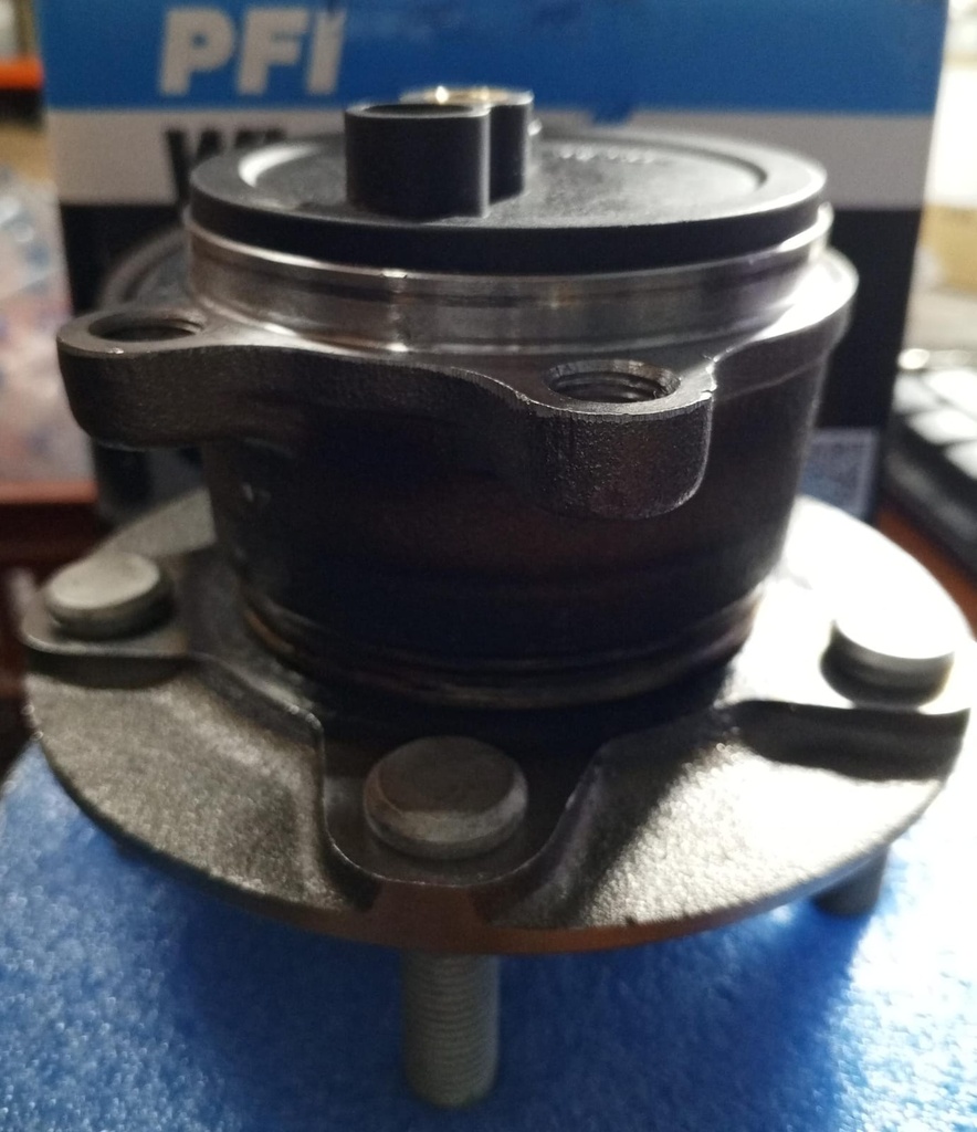 RODILLO BOCIN VKBA7649(SKF) BJS72615X(OM)  RT MAZDA 3 2.0 1.8 SKYACTIV 2013-2019