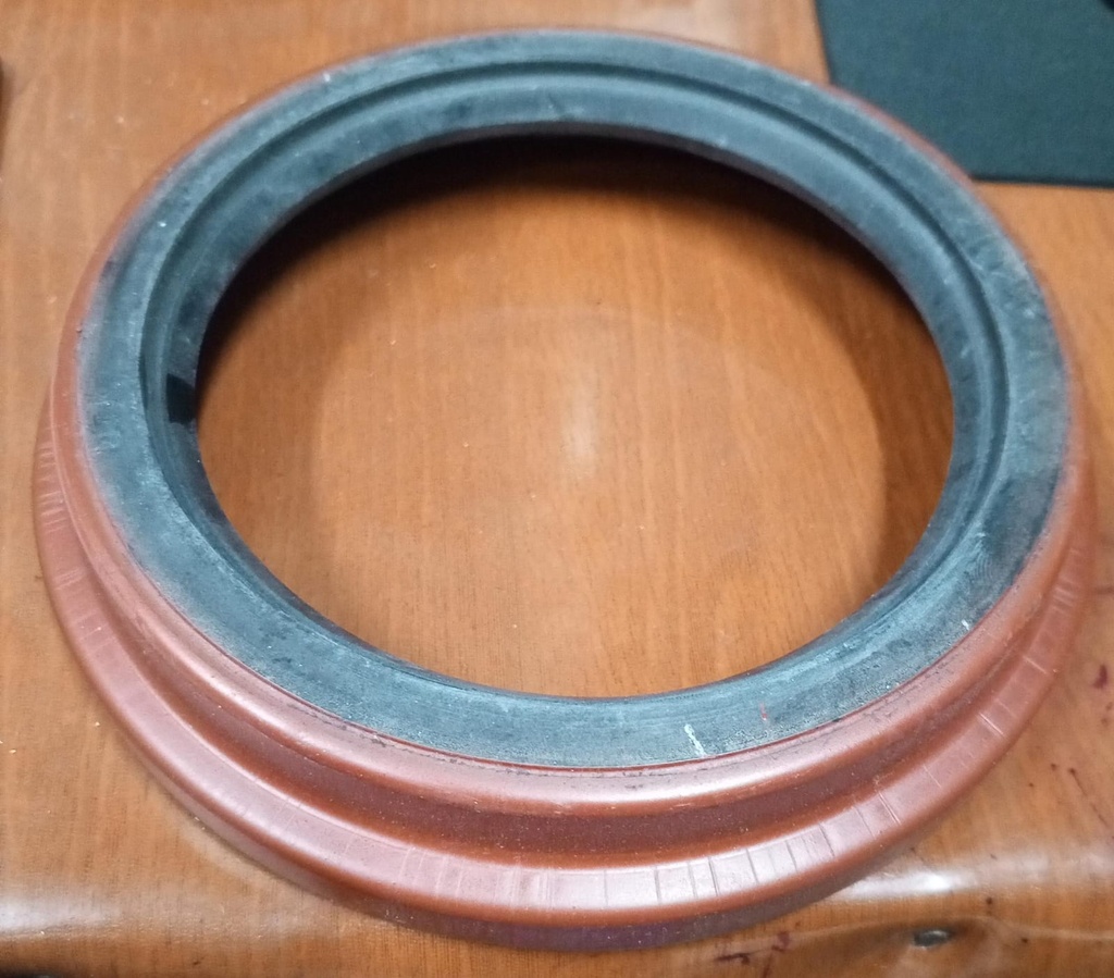 RETEN PULGADAS 119-160-30 3700031S TRASERO FORD 9000 44.000 LIBRAS