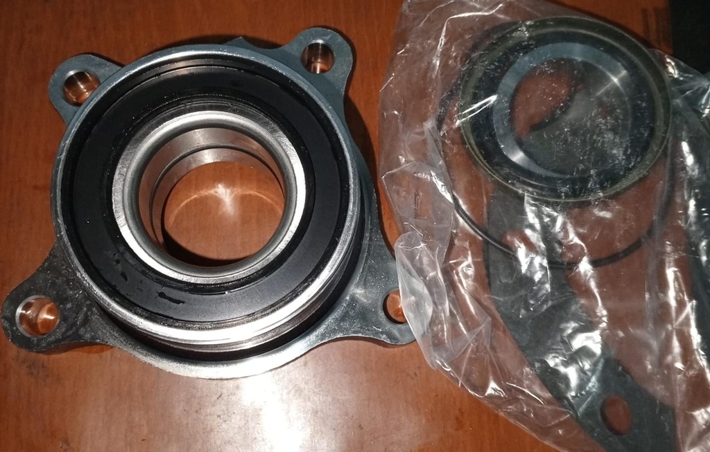 RODILLO BOCIN 42410-60060(IZQUIERDO) 44BWK02N(NSK LADO IZQUIERDO) 44BWK02R (LADO DERECHO)  PHU2227K(IZQ) 9244003K PHU2228K(DERECHO)PHU2227K(PFI) RT IZQUIDA TOYOTA TXL PRADO TXL 