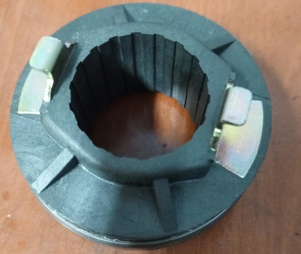 RODILLO CLUTCH 29-57-27 VKC3602(SKF)  CBU472921B(KOYO PINADERO METALICO) PRB10(VALEO) FCR47-8-4/2E(NTN)  MAZDA2 1.3 1.5 2007-..., MAZDA3 1.5 1.6 2.0  2013-2019, MAZDA323 1.3 1.5 1.7 1.8 1.9 2.0 1989-2004 MAZDA DEMIO 1.3 1.5 1998-2003, MX3 1.6 1991-1993 MAZDA 323 HIDRAULICO