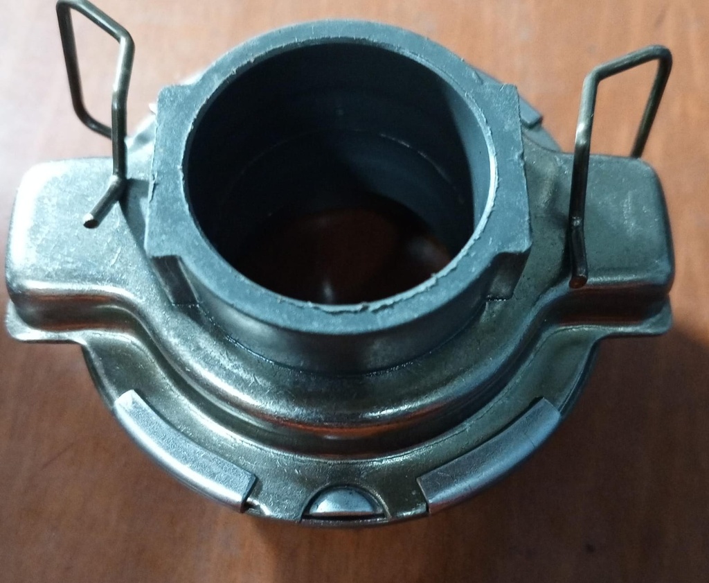 RODILLO CLUTCH 32-67-50                       
8-97209-197-0(OM) 48TKB3204(NSK) VKC3752(SKF) ISUZU DMAX 2500 2002-2012 NKR 4JA1 LUV220 2500