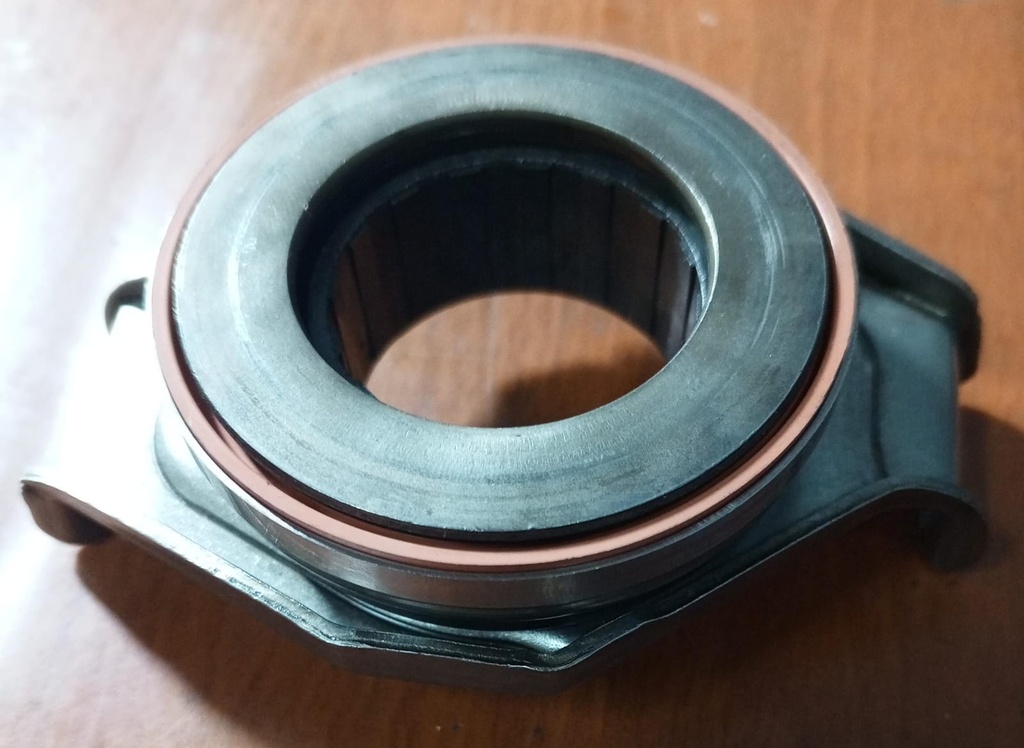 RODILLO CLUTCH 34.5-65-25 PA66-GF35
VKC2548(SKF) 500 0515 10(LUK)                
F-221440(INA)  FORD FIESTA 1.1 1.3 1.4 1.6 1.8 1976-1983