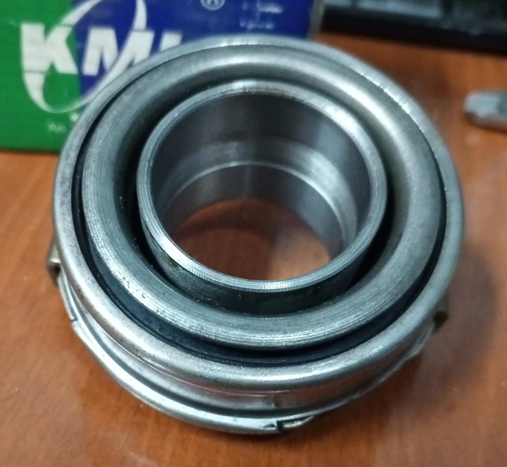 RODILLO CLUTCH 33-65-34 GUN9111 CB10300(ICHIBAN) FCR50-17-8/2E(NTN) RCT331SA1(KOYO) E301-16-510A(OM) MAZDA 323 1980-1995   