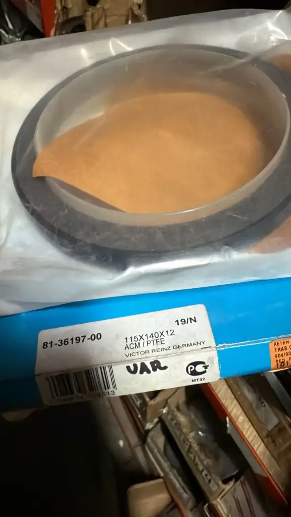 RETEN MILIMETRICO 115-140-12 81-36197-00(VICTOR REINZ) R CIGUEÑAL FREIGHTLINER M2-106-M2 11281 CT MERCEDES BENZ ATEGO 813 4.2 L4 12V
