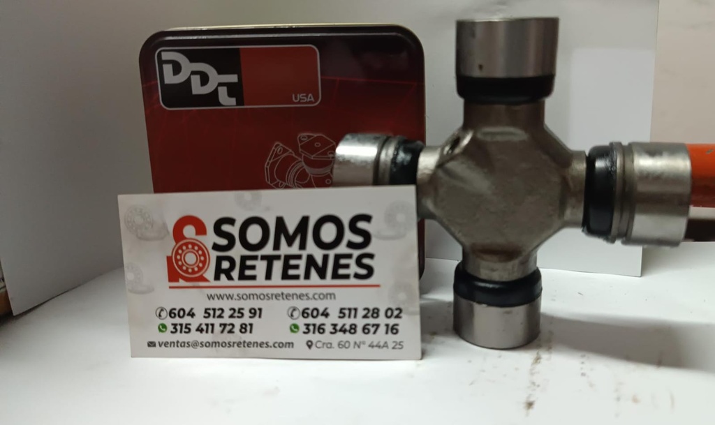 CRUCETA CARDAN DADO (2)28.6-86-92F (2)27-86-92D PP67.5(EL PINADERO ESTA EN EL 28 DE DADO) G51204X 355(DDT) FORD100/150/350 6385