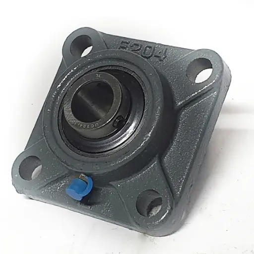 [UC20412F&D] CHUMACERA CUADRADA EJE 20 MM