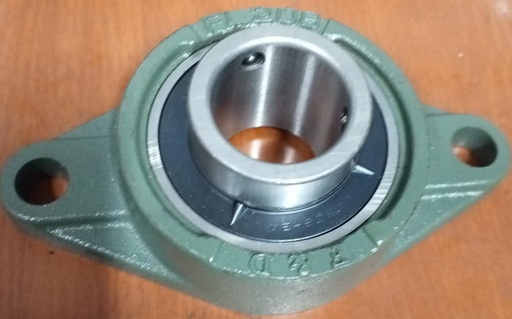 [UCFL20824F&D] CHUMACERA OVALADA EJE 40 mm