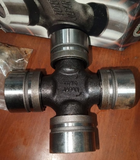 [XGUMZ8TOYO] CRUCETA CARDAN DADO 37-97-104D PP67 TMZ108 MAZDA TURBO 